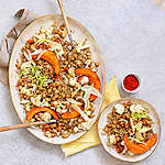 Zobrazit Quinoa salát s cizrnou a pečenou zeleninou receptů