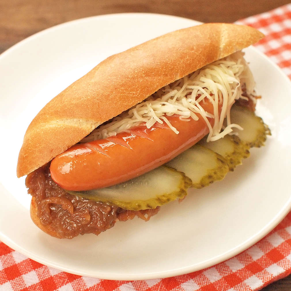 Zobrazit Frankfurtský sendvič s karamelizovanou cibulí receptů