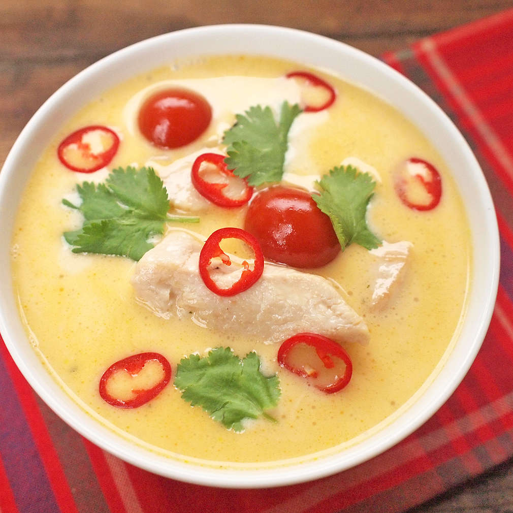 Zobrazit Thajská polévka s kuřetem receptů