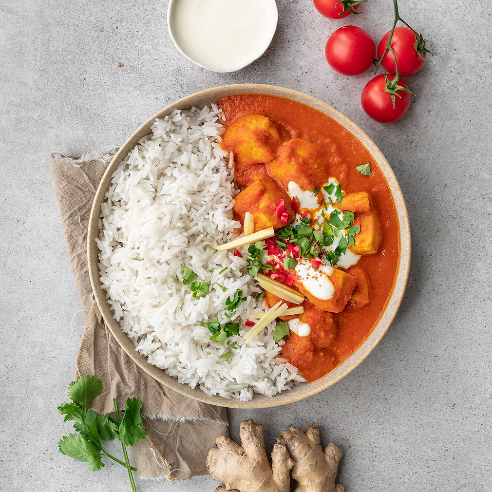 Zobrazit Krůtí maso v rajčatové kari omáčce s rýží receptů