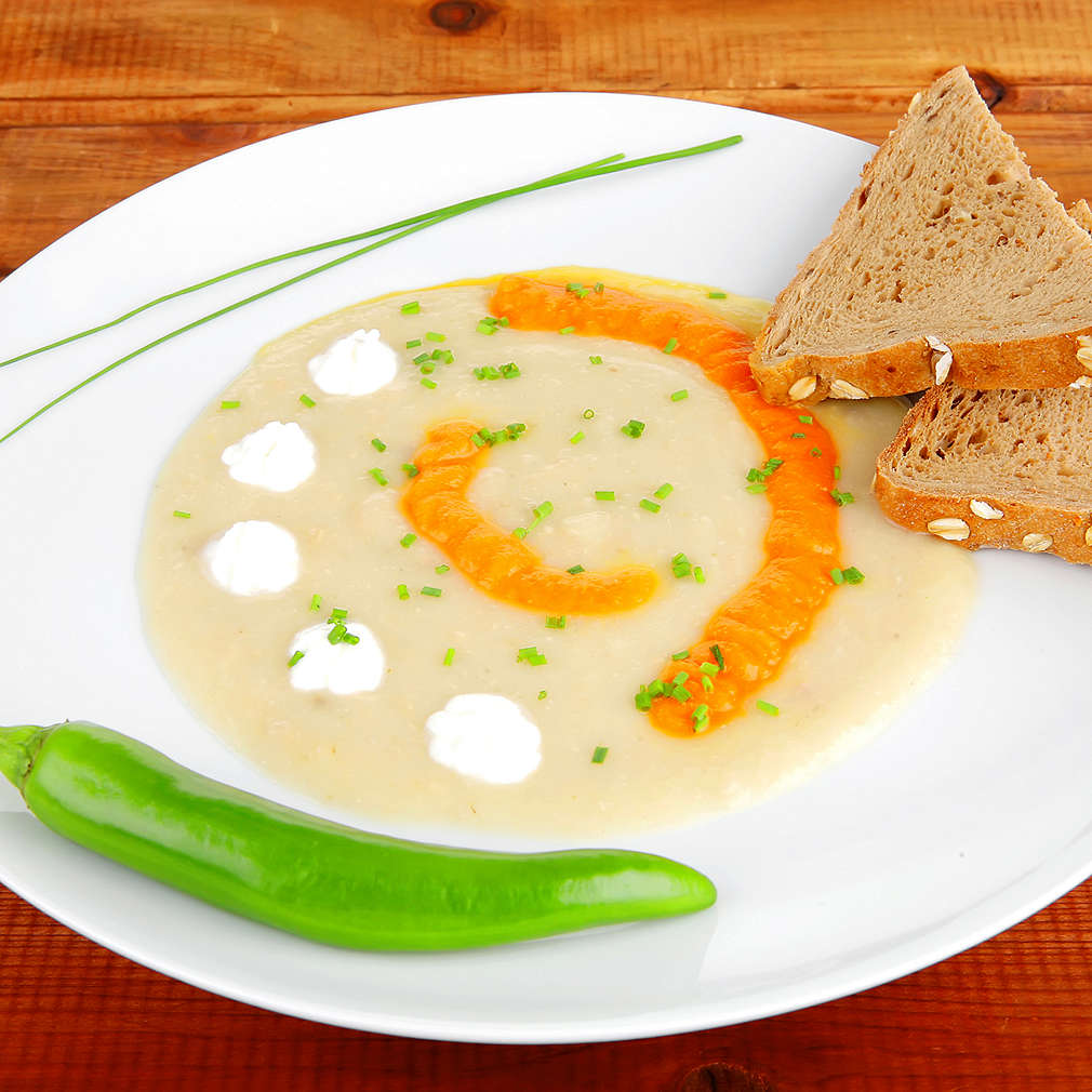 Imaginea rețetei Supă cu usturoi și ton