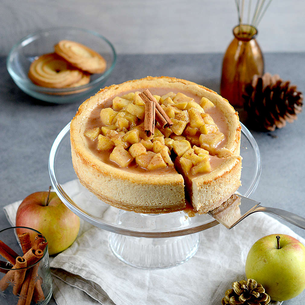 Zobrazenie receptu Škoricový cheesecake s jabĺčkami so slaným karamelom