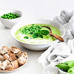 Zobrazenie receptu Hrášková polievka s mätou od Lenivej kuchárky