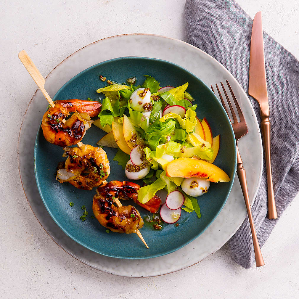 Zobrazit Letní salát s krevetami na grilu receptů