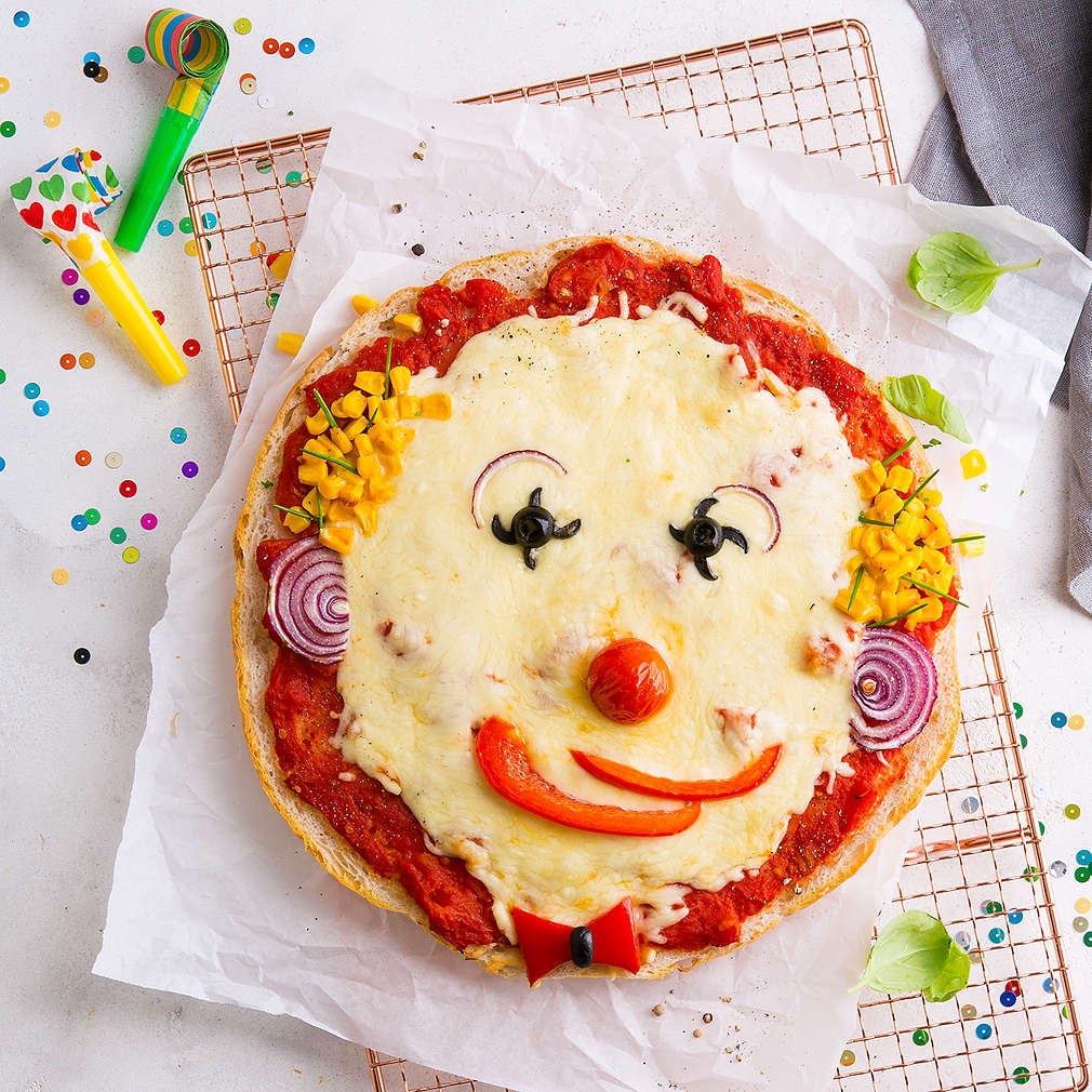 Zobrazit Super rychlá dětská pizza s úsměvem receptů