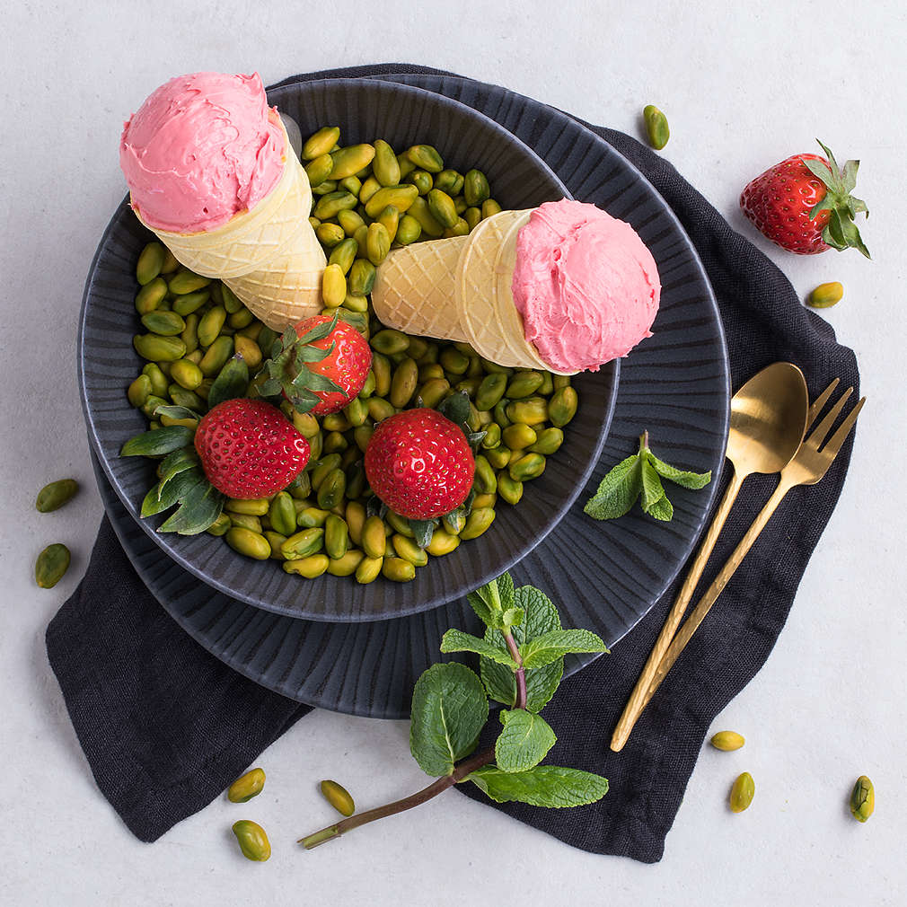 Abbildung des Rezepts Veganes Erdbeer-Kokos-Eis
