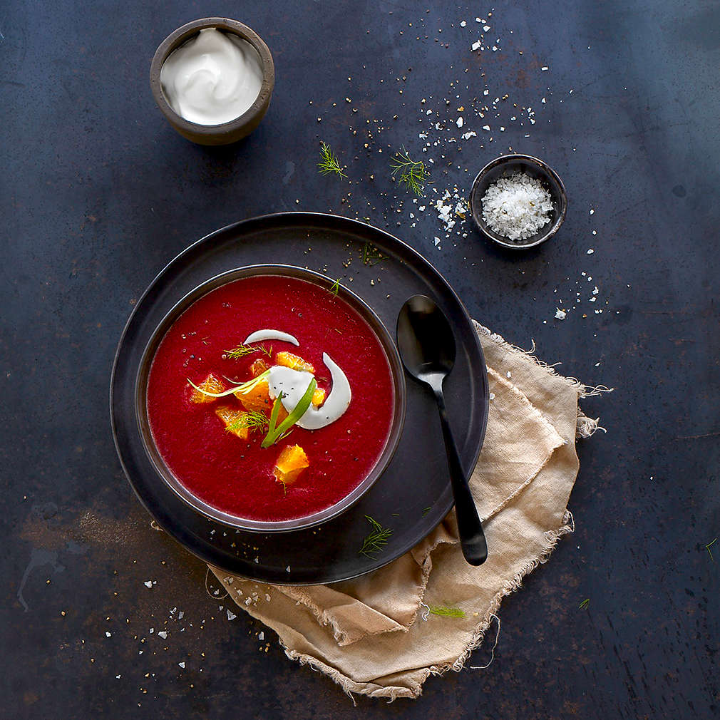 Abbildung des Rezepts Rote Bete-Suppe mit Orangen und Schmand