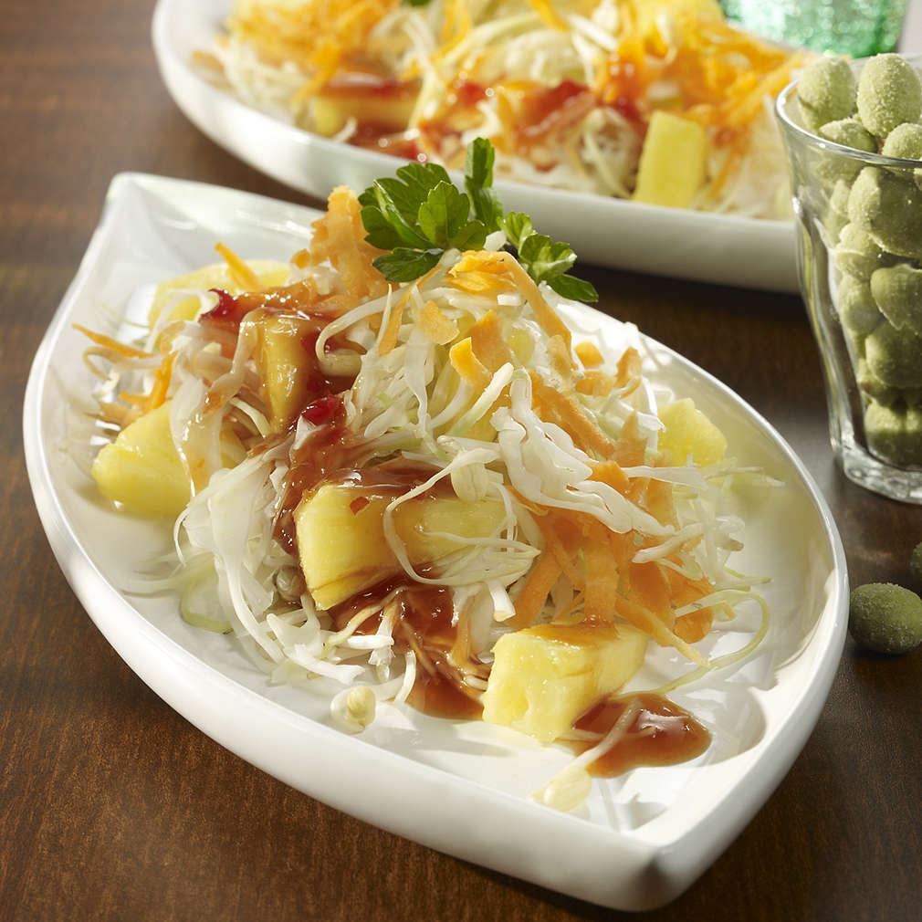 Zobrazit Thajský kuřecí salát s ananasem receptů