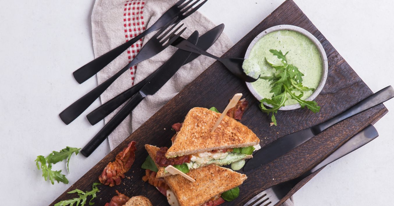 Hähnchen-Mozzarella-Clubsandwich mit Rucola-Mayonnaise - Rezept | Kaufland