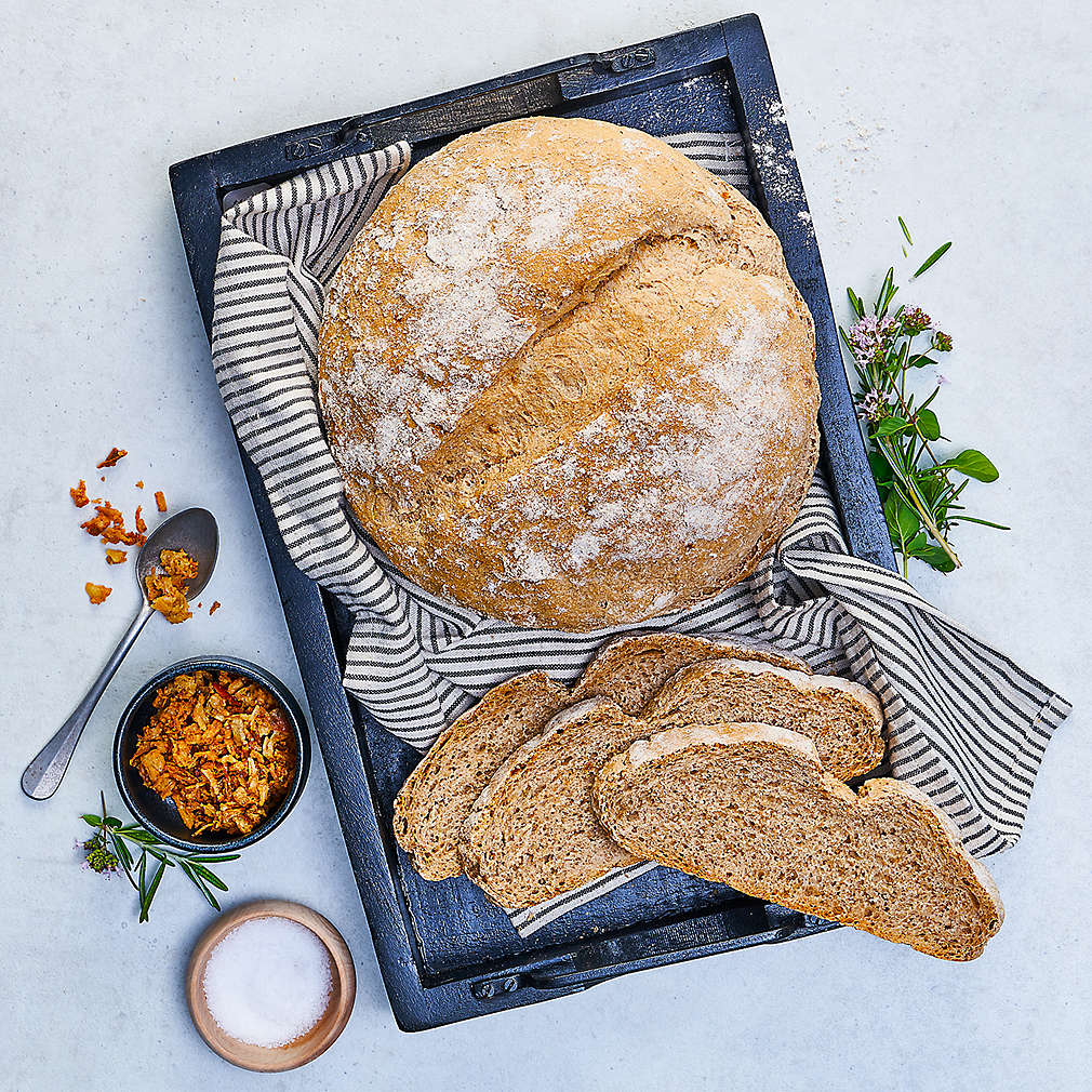 Изобразяване на рецептата Хляб от лимец със запържен лук