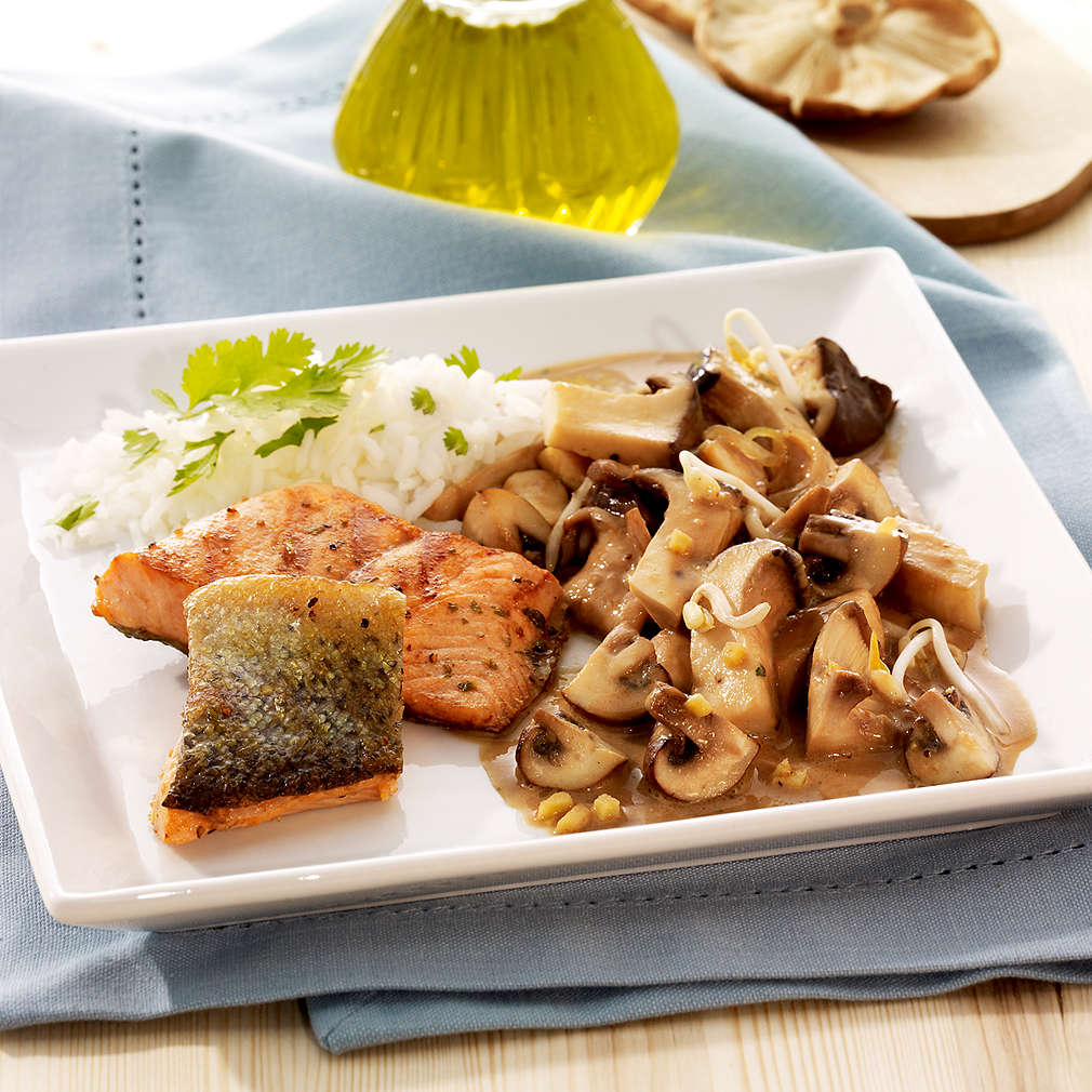 Zobrazit Filé z mořského pstruha s asijskými houbami receptů