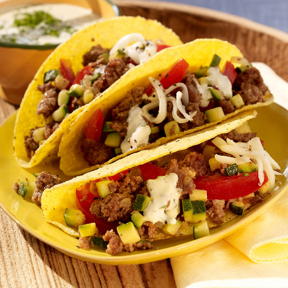 Zobrazit Zapečené tacos s česnekovou majonézou receptů