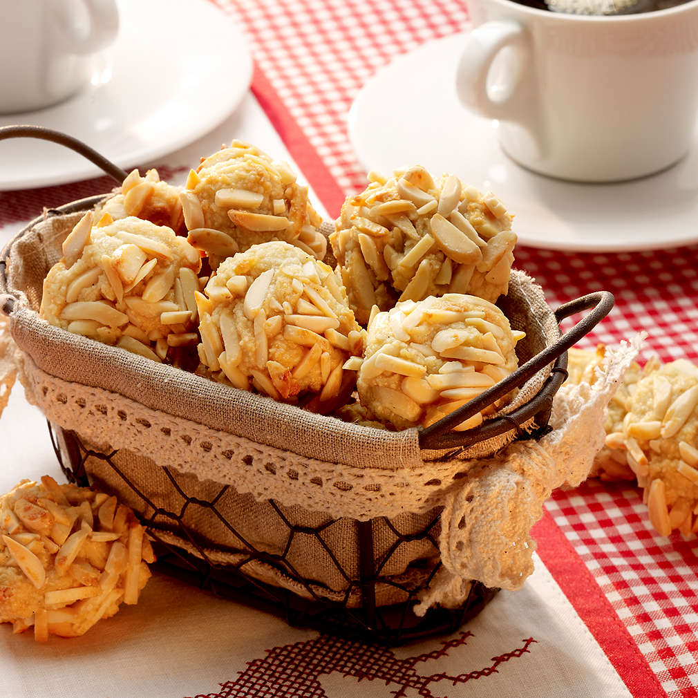 Apfel-Mandel-Kugeln - Rezept | Kaufland