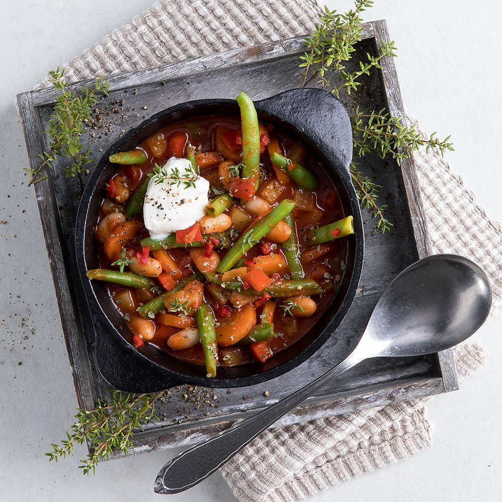 Zobrazit Pikantní zeleninová polévka s fazolemi receptů