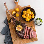 Abbildung des Rezepts Tomahawk-Steak mit Kartoffelkrapfen