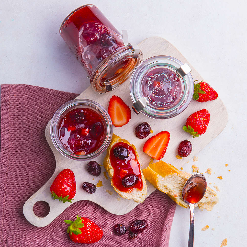 Erdbeer-Cranberry-Konfitüre - Rezept | Kaufland