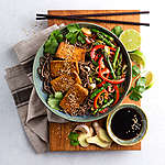 Abbildung des Rezepts Tofu-Bowl mit Soba