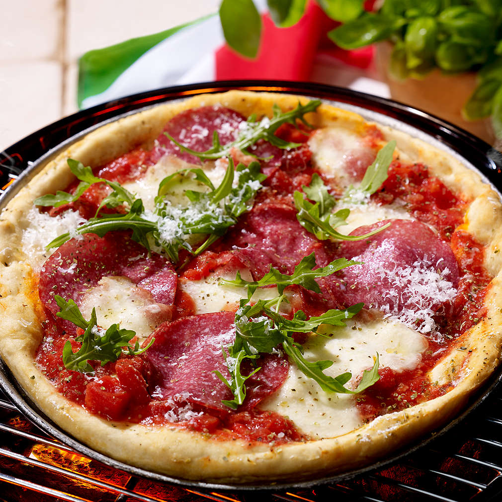 Abbildung des Rezepts Pizza Salami Spinata Romana