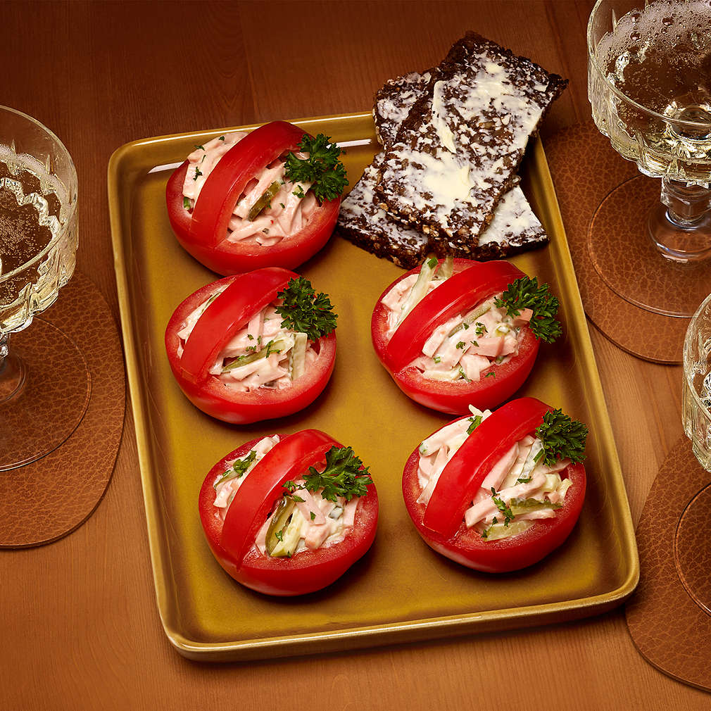 Abbildung des Rezepts Fleischsalat-Tomaten-Körbchen
