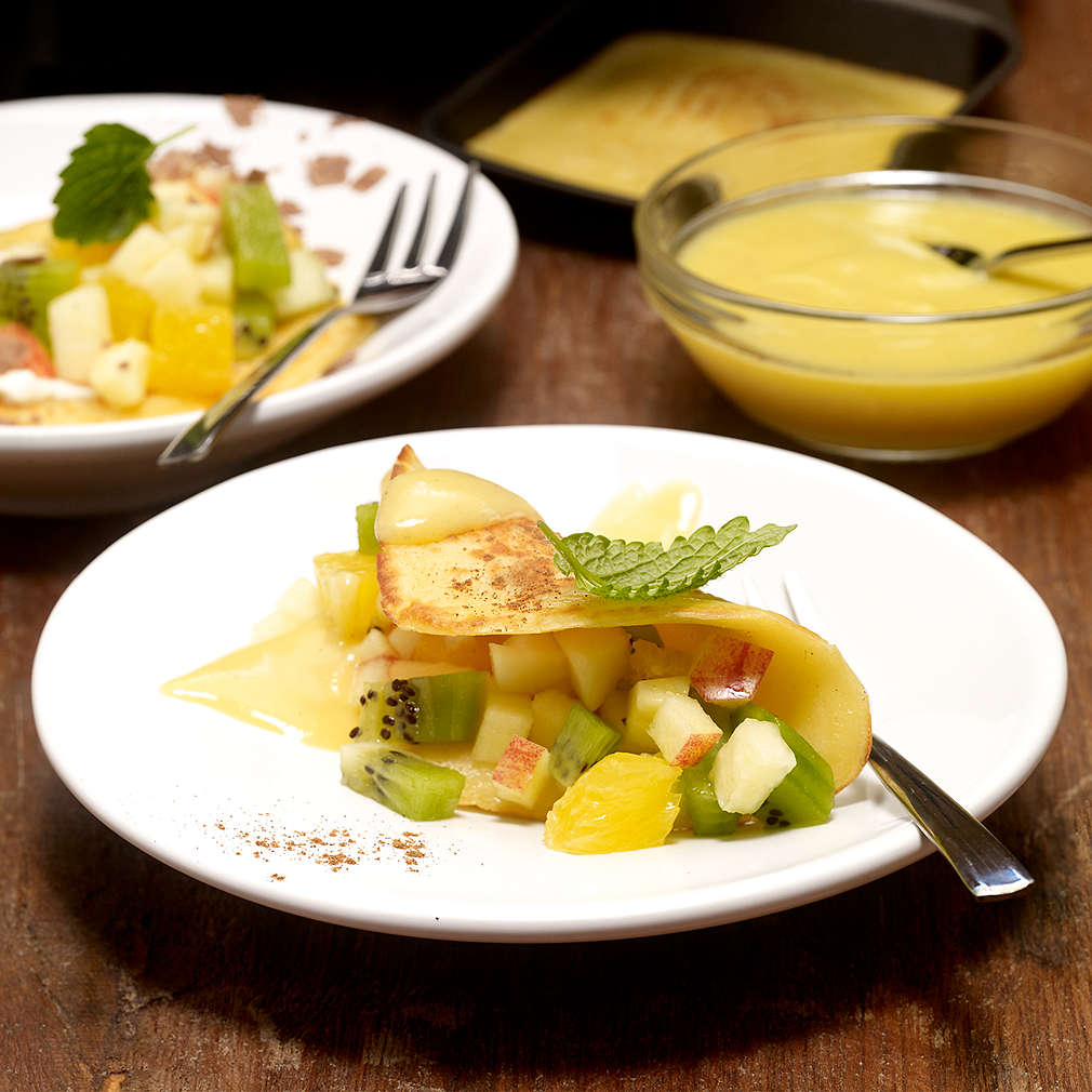 Zdjęcie przepisu Słodkie naleśniki a la raclette z sosem waniliowym