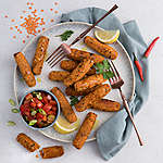 Abbildung des Rezepts Linsen-Sticks mit scharfer Tomaten-Salsa