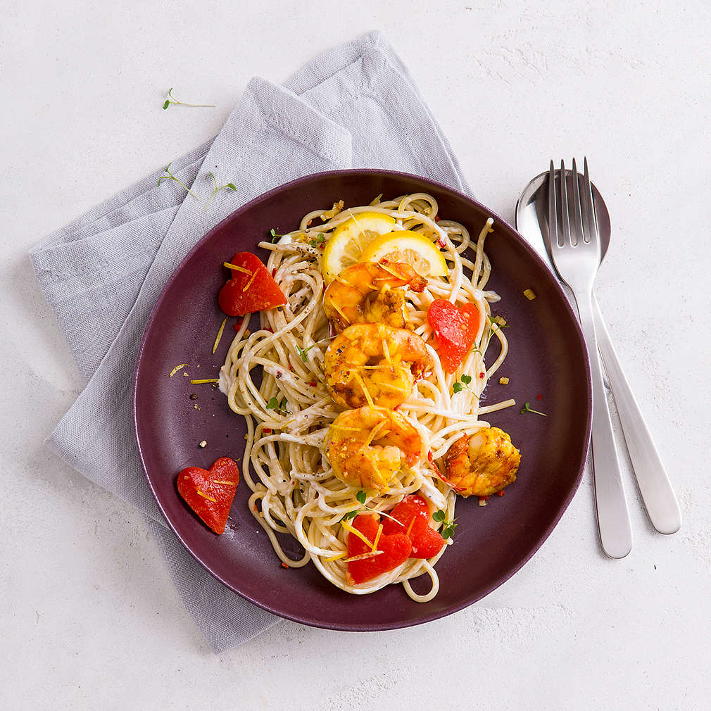 Abbildung des Rezepts Spaghetti in Zitronensahne mit Garnelen und Paprika