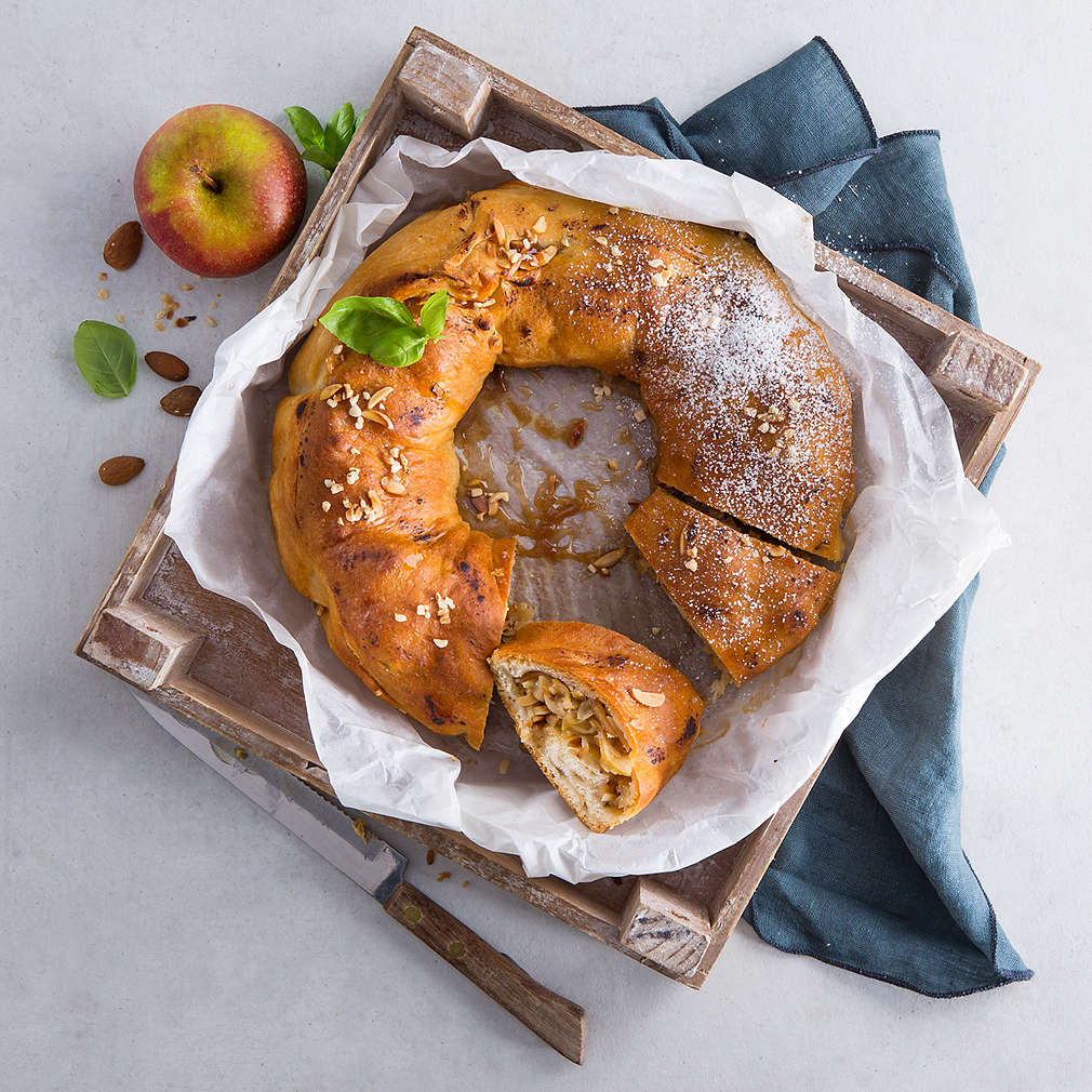 Imaginea rețetei Plăcintă cu mere la grătar
