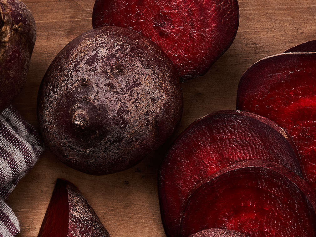 Свежая столовая свекла, подробный вид