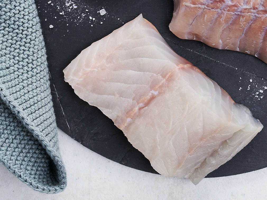 Detailný pohľad na čerstvú tresku tmavú