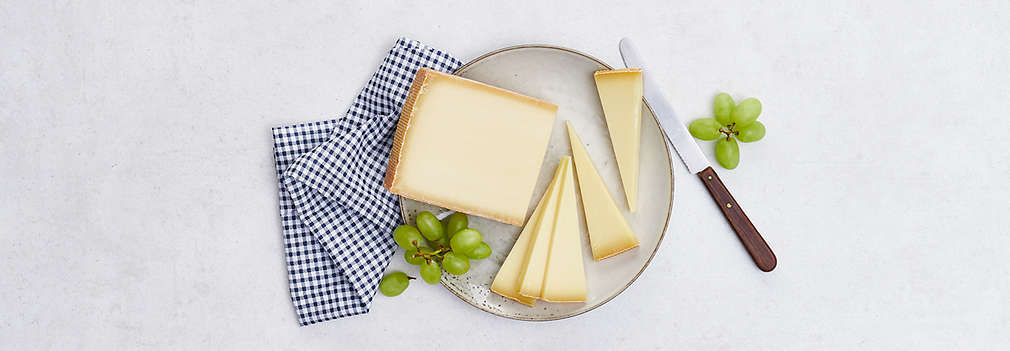 Obrázek čerstvého sýra Gruyère