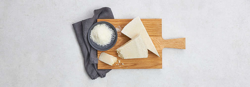 Imagine cu brânză Pecorino proaspătă