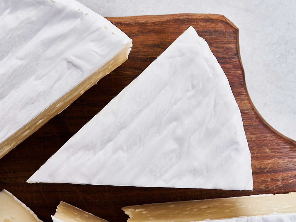 Detailný pohľad na čerstvý syr Brie