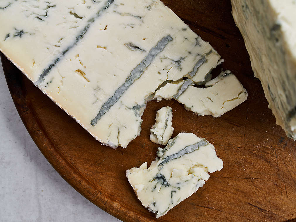 Čerstvá gorgonzola v detailním pohledu