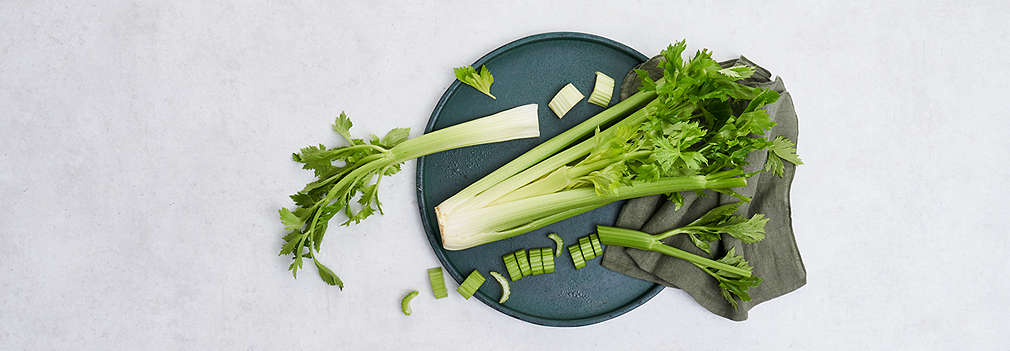 Obrázek čerstvého řapíkatého celeru