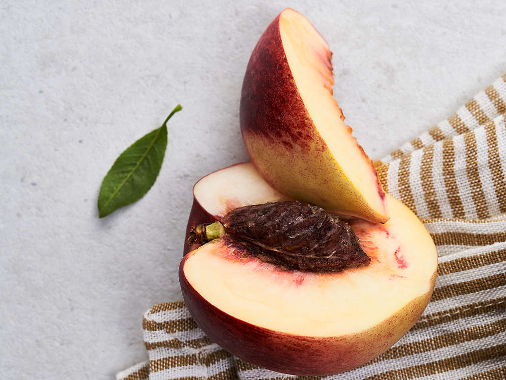 Świeże nektarynki w widoku szczegółowym