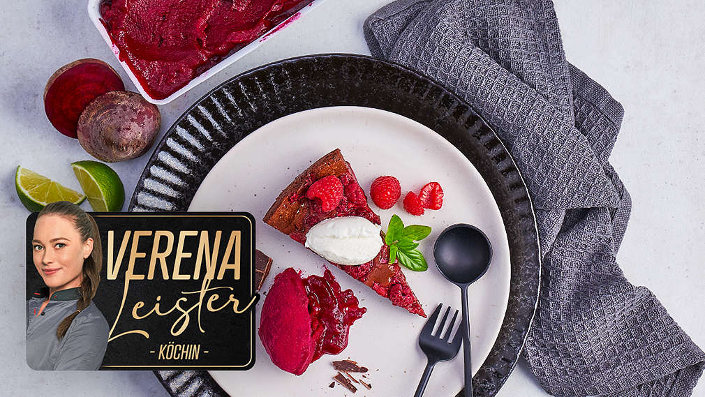 Rote-Bete-Sorbet mit Zimt und fruchtiger Schokoladentarte