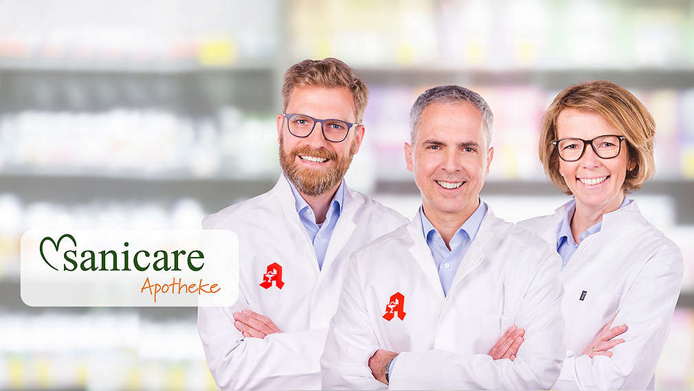 Abbildung: Drei Apotheker; Logo: sanicare Apotheke