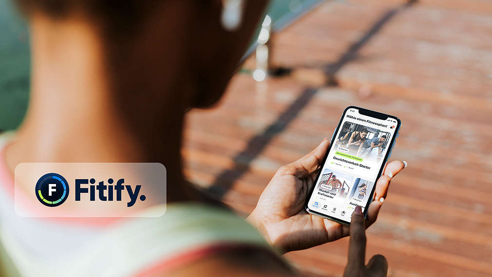 Abbildung: Smartpone zeigt Fifty App; Logo: Fifty