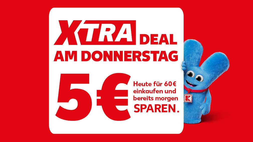Schriftzug: XTRA DEAL AM DONNERSTAG; 5 €; Heute für 60 € einkaufen und bereits morgen sparen.; Abbildung: Maskottchen
