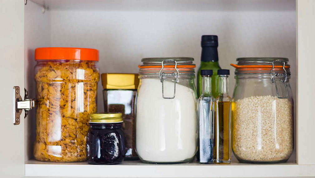 Zahăr, ulei, făină, paste