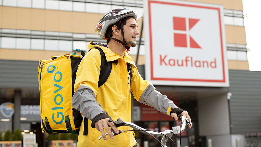 Glovo livrează direct la tine acasă