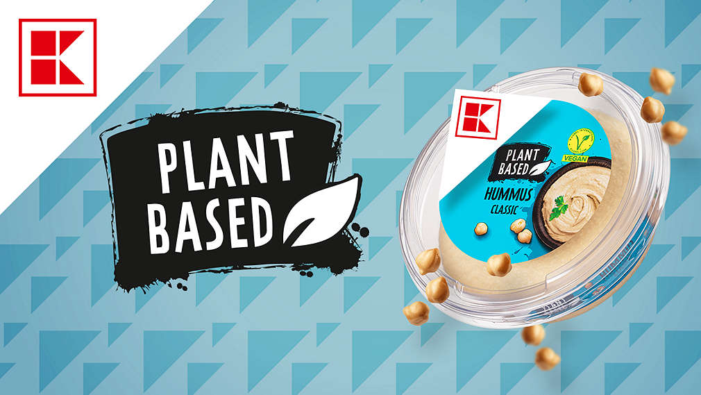 Logo: K-PLANT BASED; weiße Ecke; Produktabbildung: Hummus classic von K-PLANT BASED