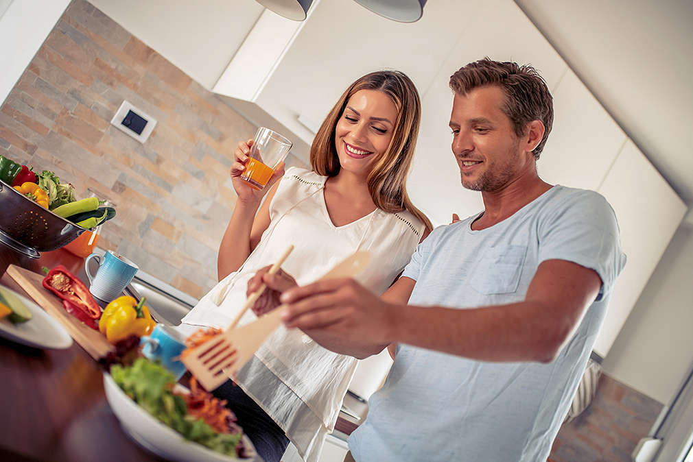 Изображение на млада двойка