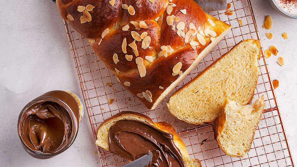 Abbildung des Rezepts: Osterzopf mit nutella®