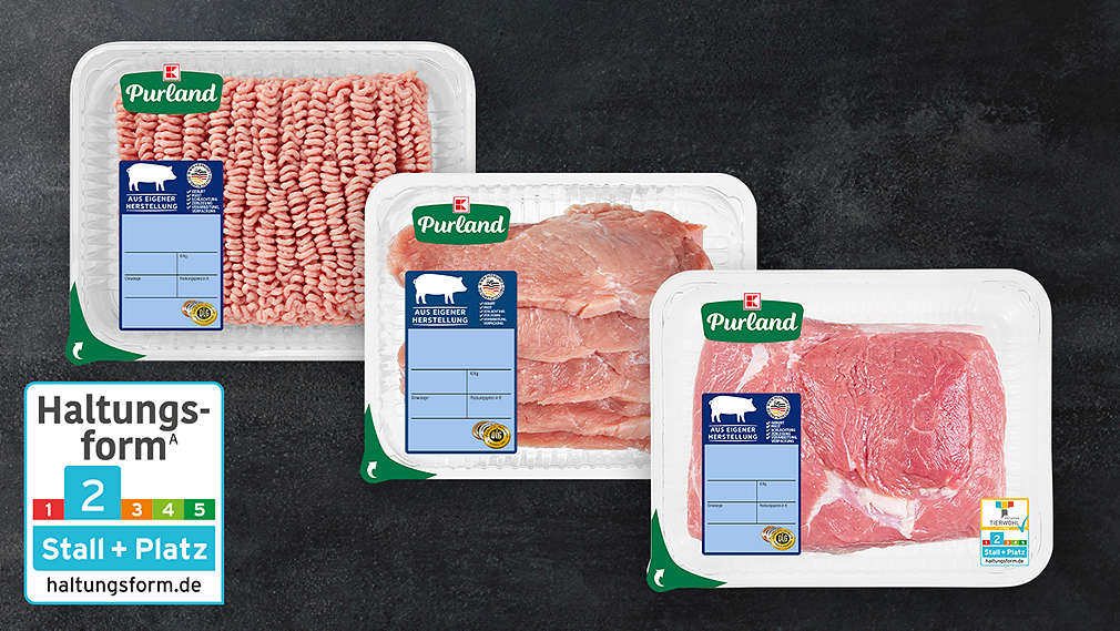 Produktabbildung verschiedener Fleischartikel von K-PURLAND; Siegel: Haltungsform 2; Logo: Initiative Tierwohl