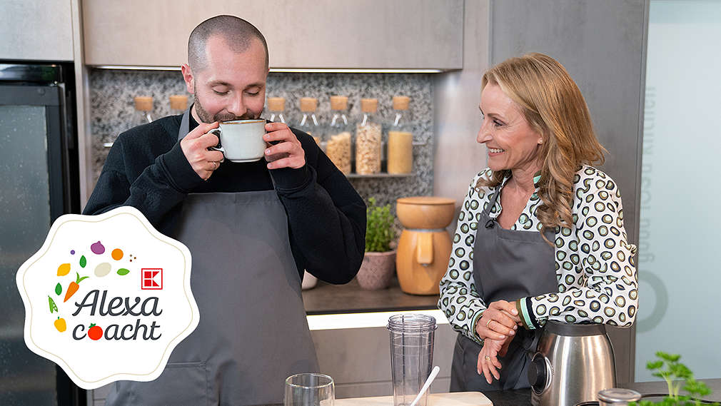 Ernährungsexpertin Dr. Alexa Iwan coacht ihren Gast im Intervallfasten