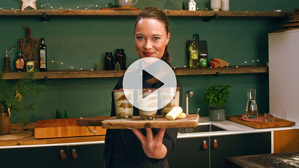 Kochexpertin Verena Leister bereitet leckere Weihnachts- und Advents-Gerichte zu