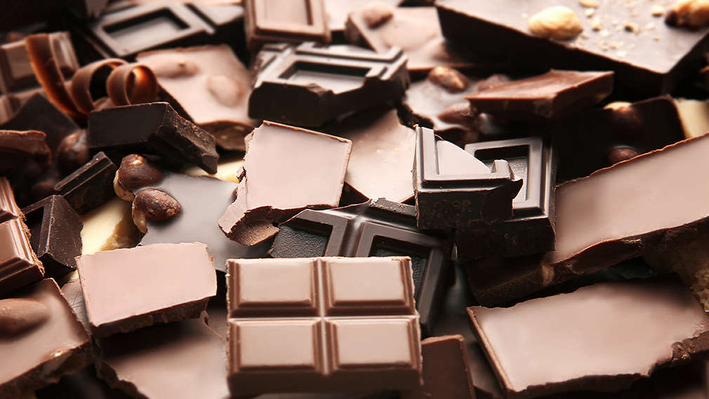 Abbildung von Schokoladenstücken in verschiedenen Sorten