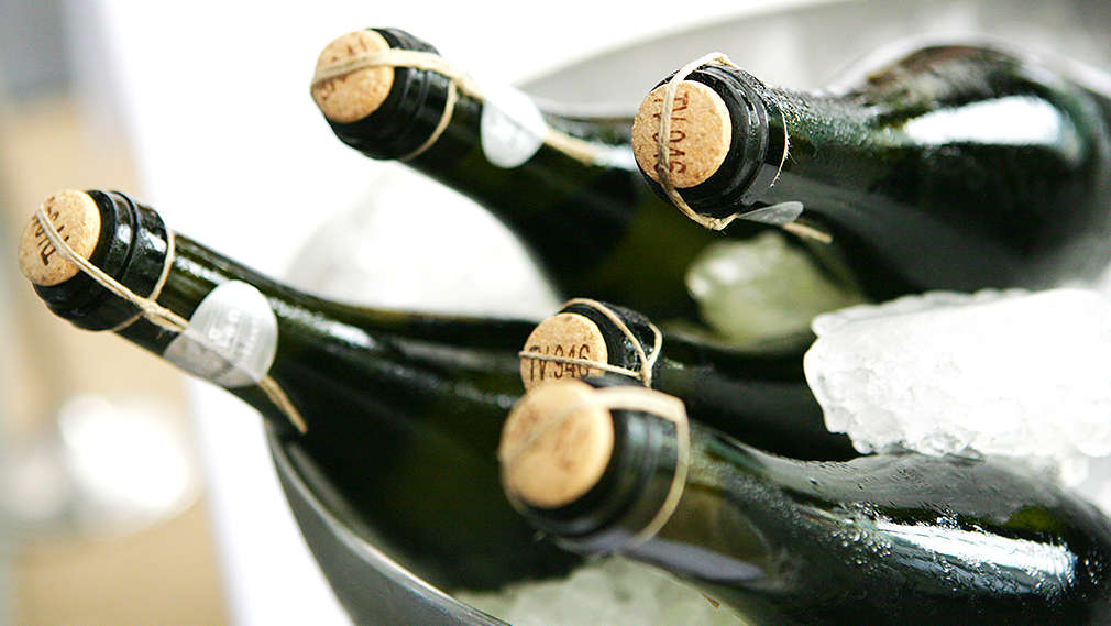 Proseccoflaschen auf Eis