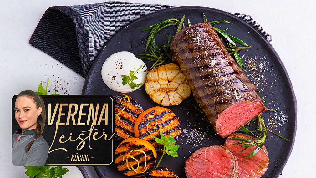 Gegrilltes Rinderfilet mit Süßkartoffeln und Fetacreme